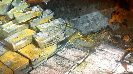 COMOARA DIN ADÂNCURI. 48 de tone de argint, recuperate de pe epava unui vapor britanic. FOTO