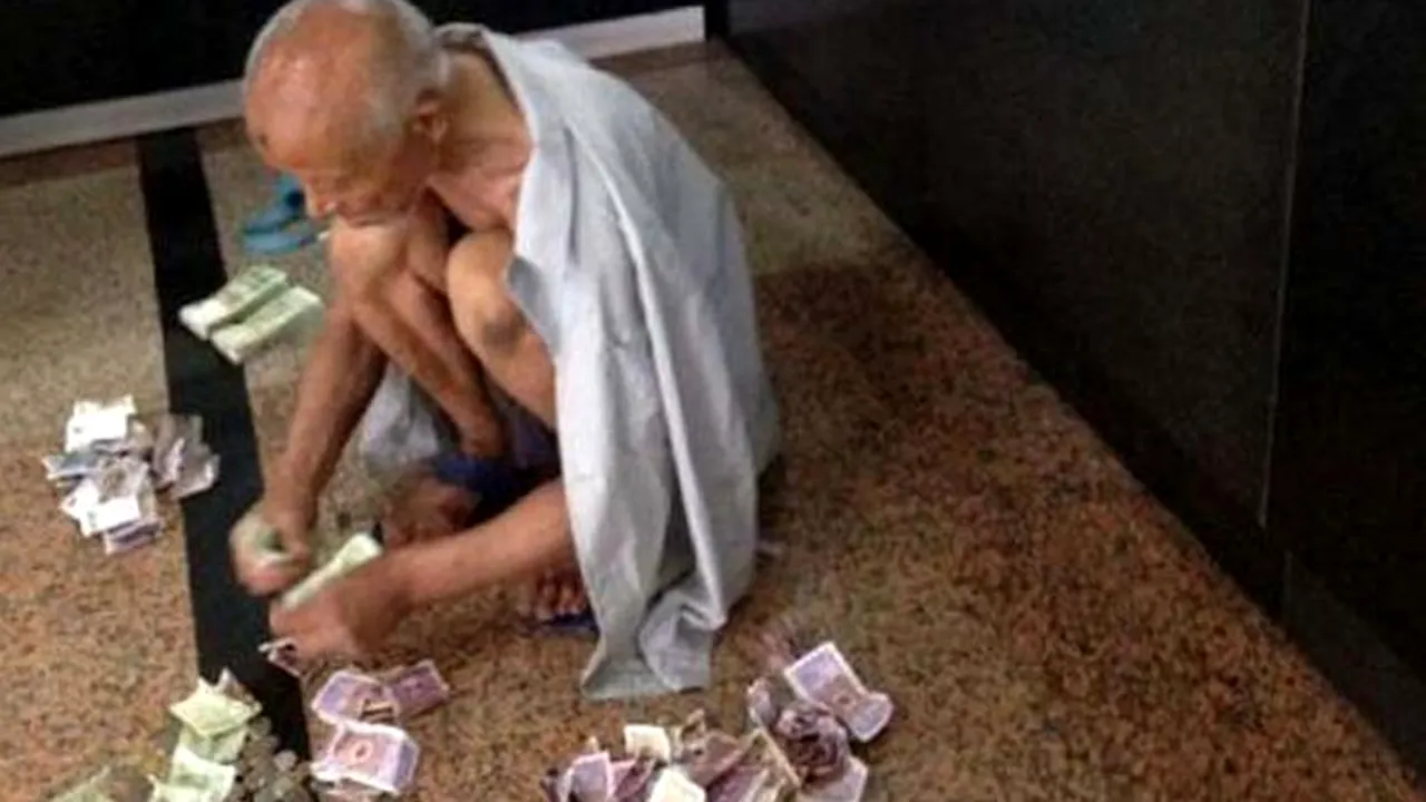 Un cerșetor din Beijing a reușit să strângă o mică avere. Cum a ieșit totul la iveală  