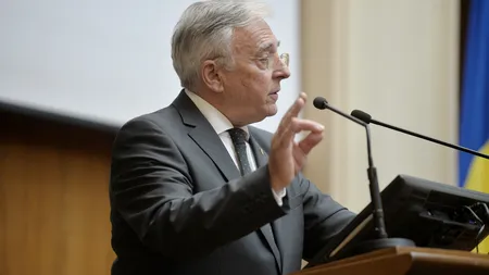 „S-au vânturat multe lucruri neadevărate despre aurul de la Londra”. Mugur Isărescu dezvăluie de ce e împotriva repatrierii aurului
