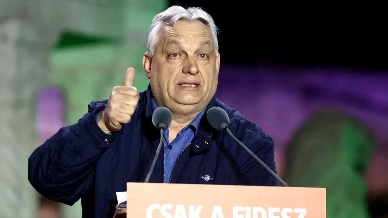 Viktor Orban s-a oferit să demisioneze de la conducerea FIDESZ după 16 ani.  Partidul nu a acceptat