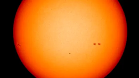 Câmpul magnetic al Soarelui își va inversa polaritatea în următoarele luni