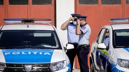 Caz șocant în Vaslui. O femeie de 60 de ani și-a omorât mătușa, apoi a învelit-o și a plecat acasă