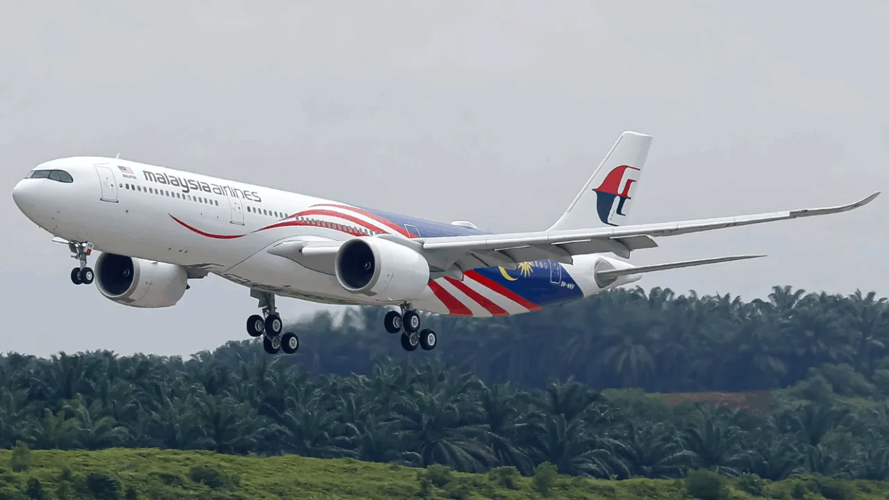 Cel mai mare mister din istoria aviației. Malaezia reia căutările avionului MH370, dispărut în urmă cu 11 ani. Câți pasageri avea la bord și cum vor fi căutați