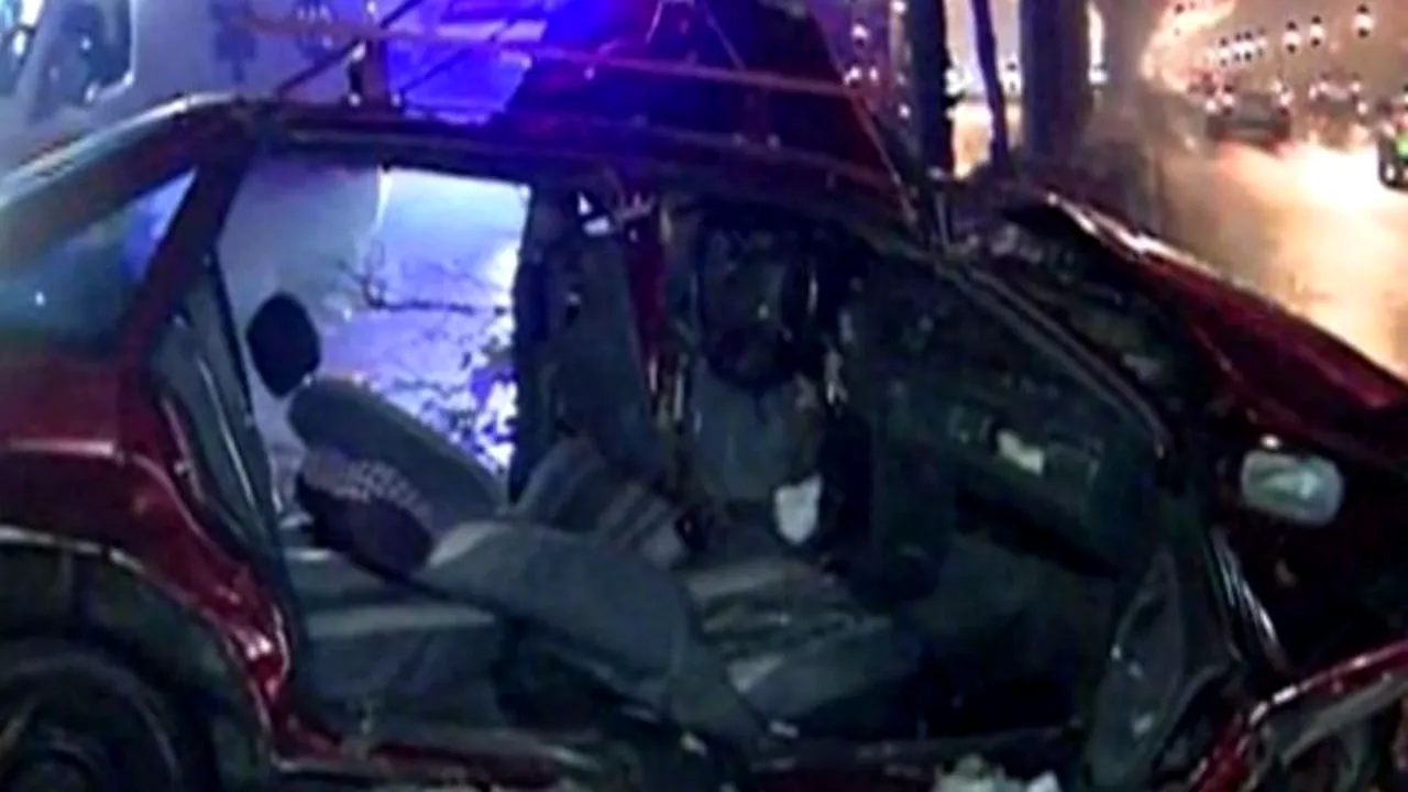 Accident grav în Capitală pe Șoseaua Kiseleff. Traficul rutier a fost înterupt pe o bandă