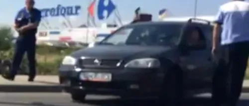 Polițist din Sibiu, către un șofer: ''Te iau de gât și te trântesc și jos, dacă nu-mi dai actele!''