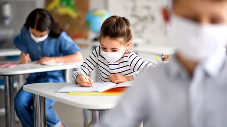 Petiție pentru redeschiderea școlilor și grădinițelor: ,,Elevii au dreptul şi merită acces real şi egal la educaţie’’