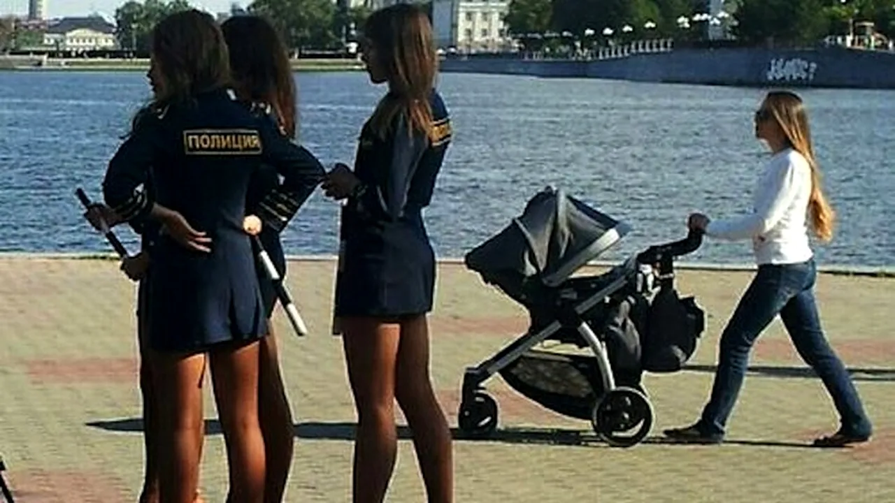 Cum trebuie să arate polițistele din Rusia. Decizia a fost luată chiar de ministrul de interne