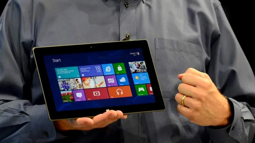 Bloomberg: Tableta Surface a Microsoft nu are aplicații suficiente să concureze iPad