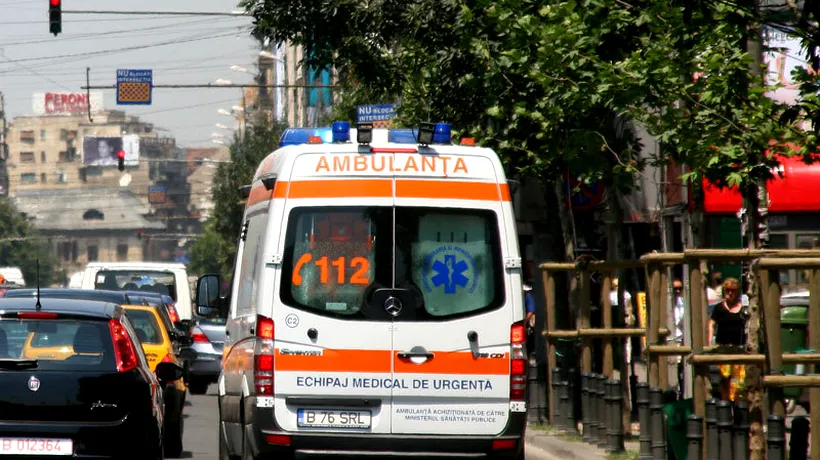 Un fotbalist de la Steaua a ajuns la spital după ce s-ar fi tăiat într-un geam. O femeia a sunat la 112, iar polițiștii l-au găsit băut și agitat