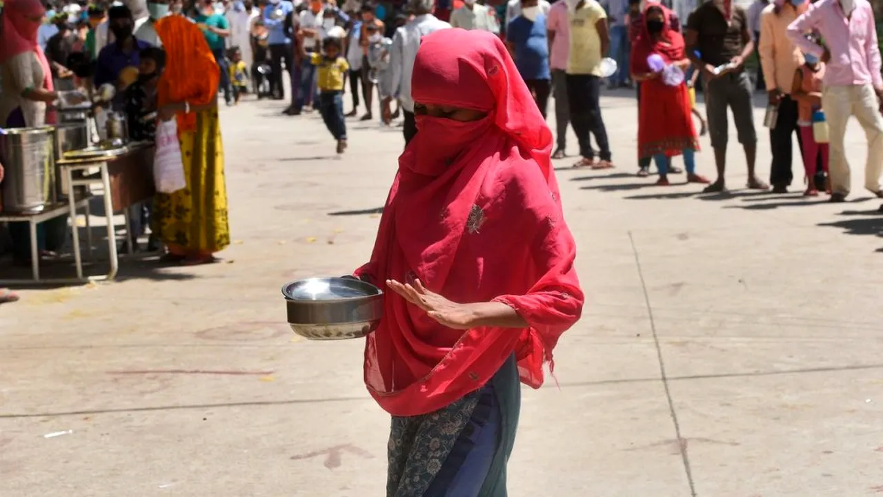 TRAGEDIE. O fetiță de 12 ani a murit după ce a încercat să meargă pe jos 320 de kilometri pentru a ajunge acasă