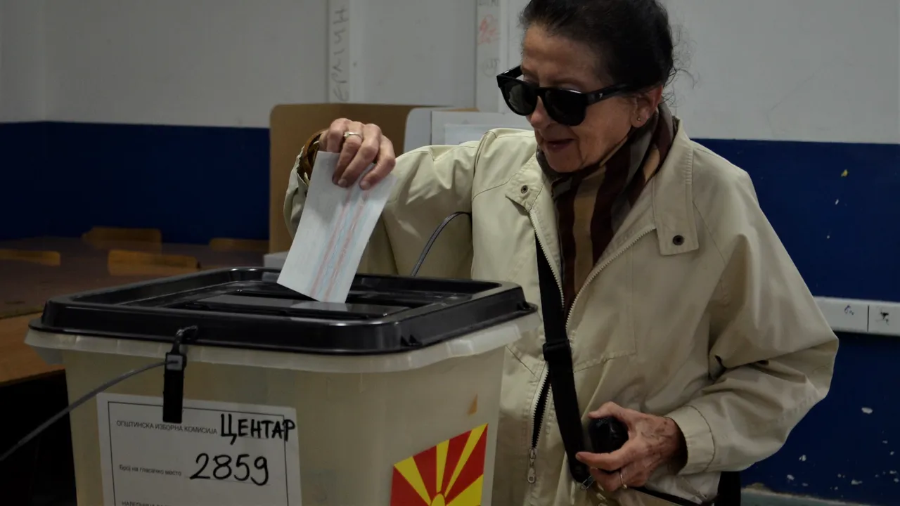 În loc de NATO: Fort Trump sau poate chiar Camp Melania. Pot fi SUA atrase deliberat într-un CONFLICT CATASTROFAL?