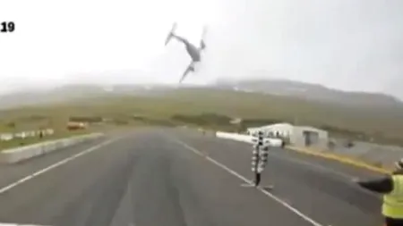 VIDEO. Moment dramatic surprins de camerele de luat vederi pe o pistă de curse