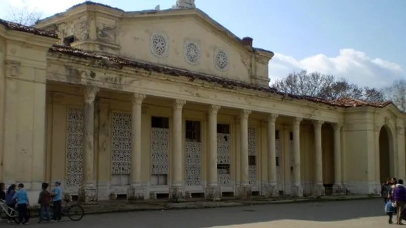 Ce se va întâmpla cu Teatrul de Vară din Parcul Bazilescu. Decizia Ministerului Culturii