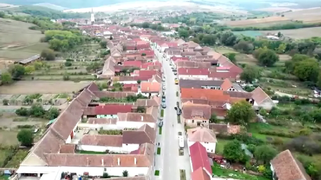 Localitatea de poveste din România în care se trăiește ca în Germania. La ce sumă ajunge o casă