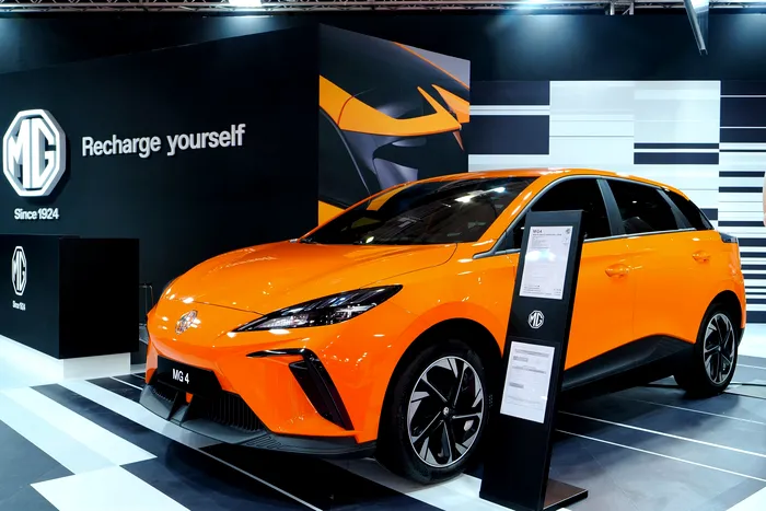 Autoritățile elene, reguli noi la îmbarcarea pe feribot pentru mașinile ELECTRICE și HIBRID. Sursa Foto: Shutterstock