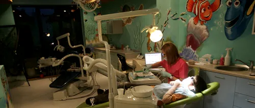 Dentiști: Copiii au rămas fără tratament stomatologic gratuit în 2013