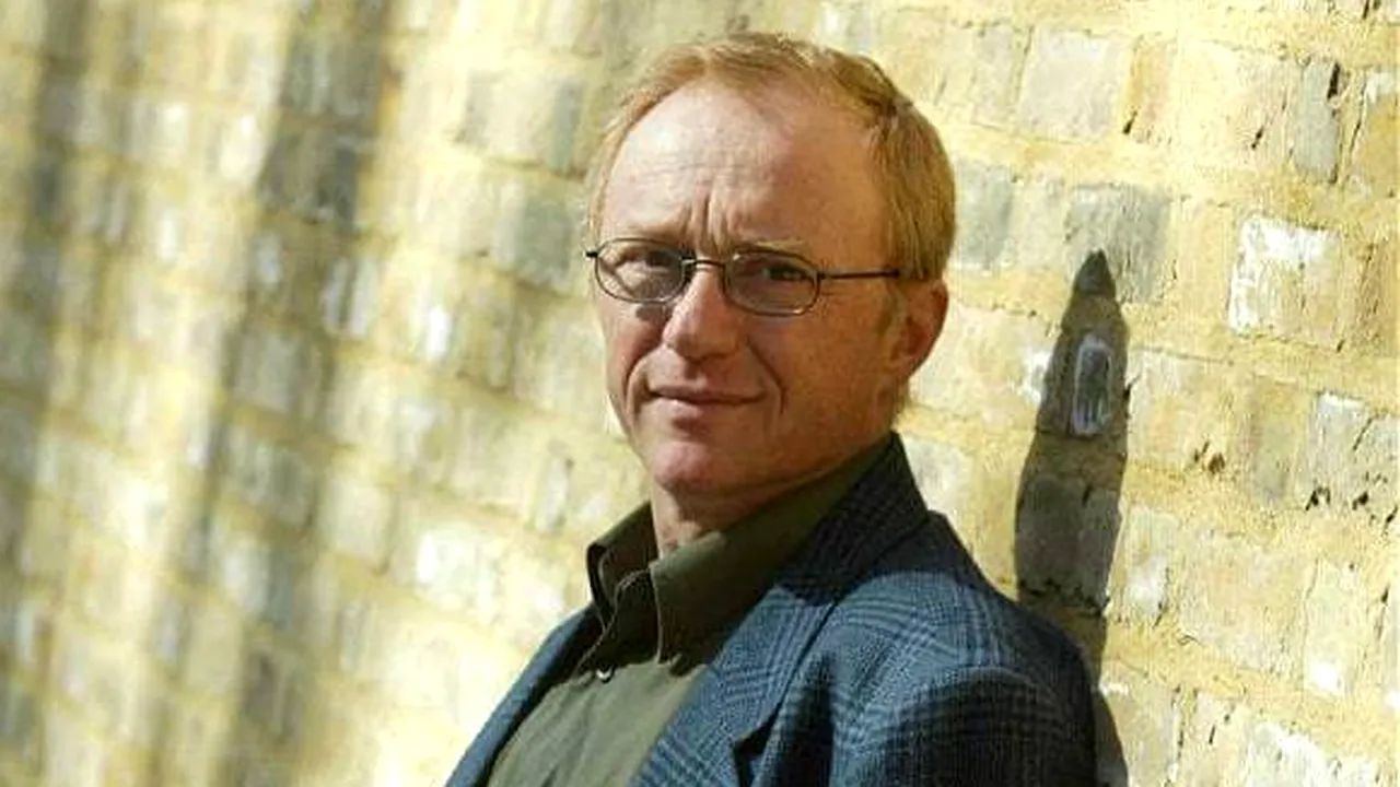 Un melc intră într-o secție de poliție