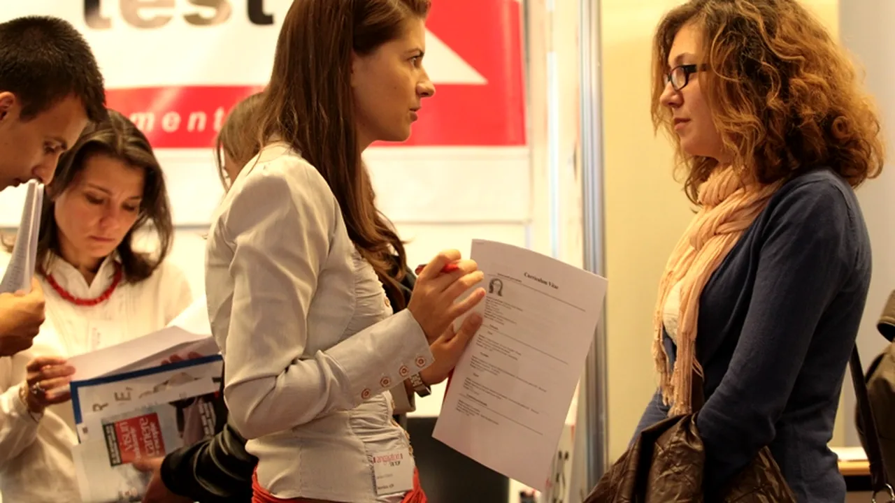 3.400 de locuri de muncă la târgul Angajatori de Top. Cum se vor desfășura interviurile video la stand