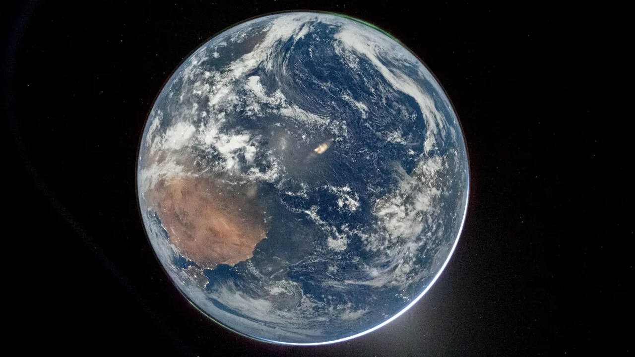 NASA a publicat prima imagine cu Pământul de la misiunea spațială Artemis 2