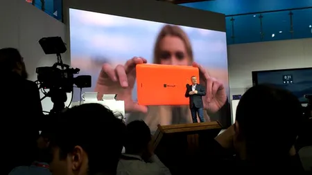 MWC 2015. Microsoft lansează două noi smartphone-uri. Ce se întâmplă cu Windows 10