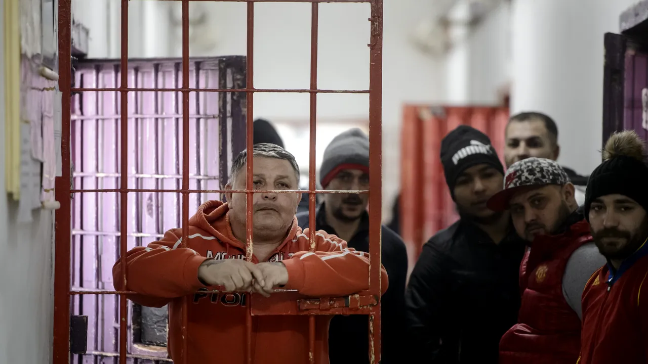Pedepsele deținuților, reduse cu câte 6 zile la fiecare 30 executate în „condiții necorespunzătoare