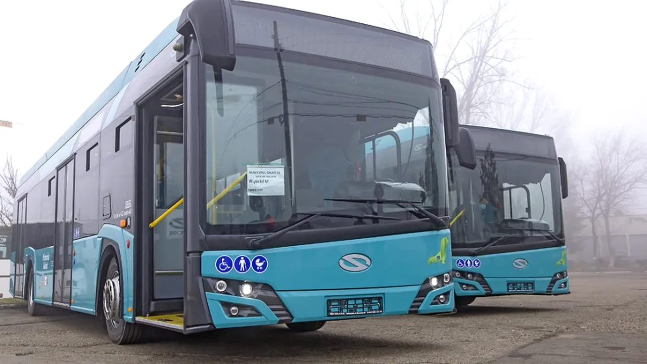 Premieră la Galaţi: Au sosit primele autobuze hibrid (GALERIE FOTO)