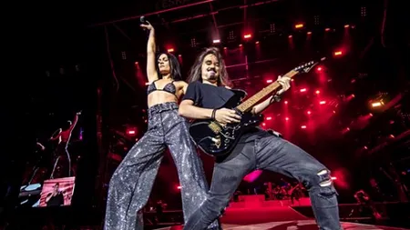 Cântăreața Jessie J, emoționată până la lacrimi de o fetiță de 10 ani la Electric Castle