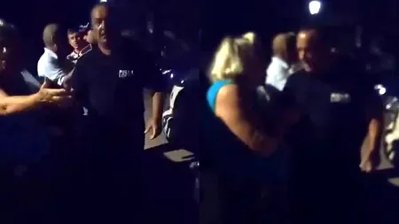 VIDEO | Bătrân încătuşat de polițiștii locali într-un parc din Vaslui, în faţa nepoatei sale de 10 ani care plângea în hohote. Ce făcuse bărbatul