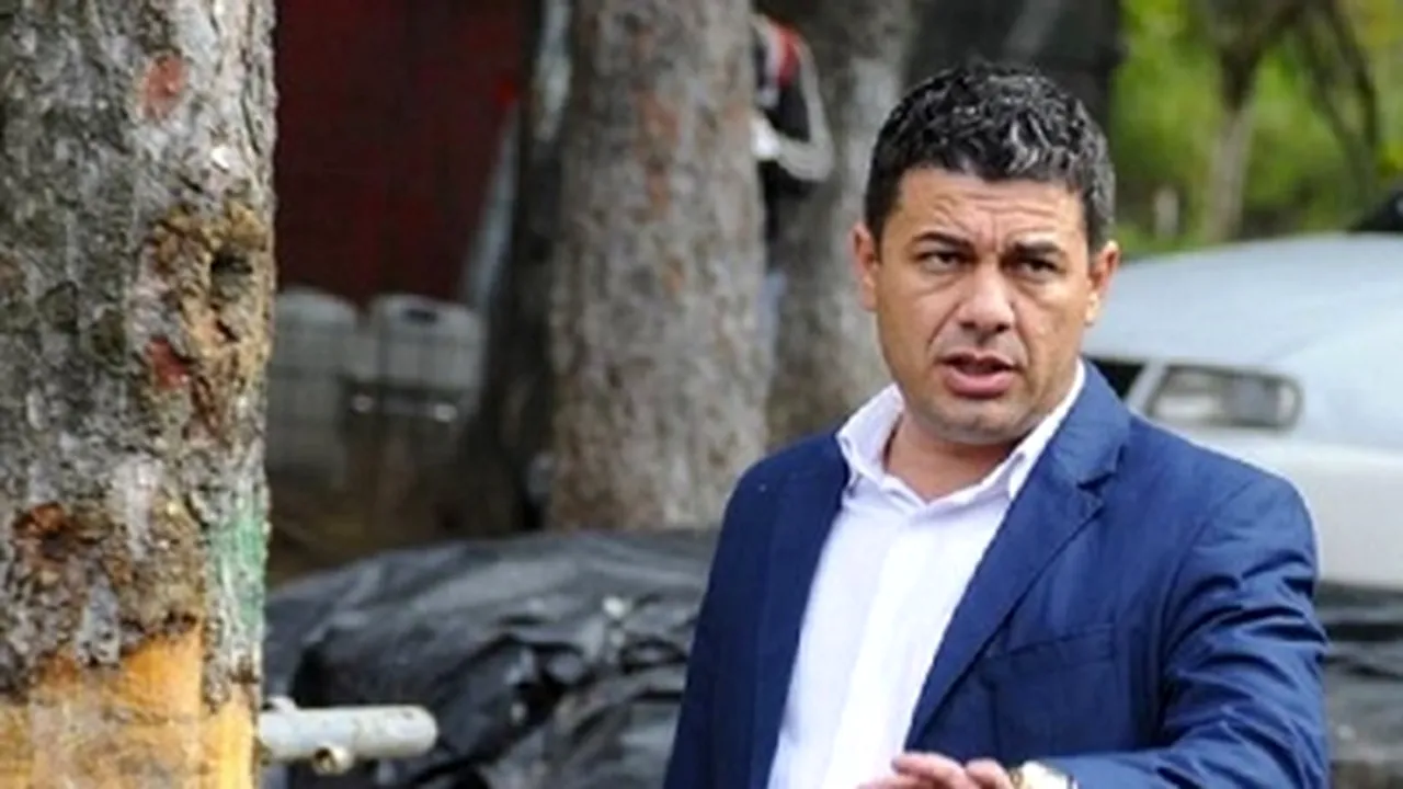 Fost primar, judecat pentru omor. O tânără de 25 de ani a murit într-un accident, după ce l-a fotografiat dezbrăcat și legat cu cătușe