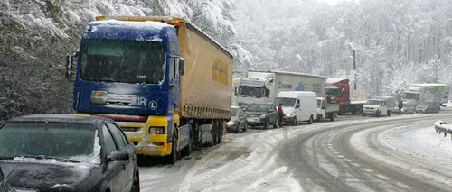 Trafic INFERNAL în Poiana Brașov. Poliția a interzis accesul automobilelor