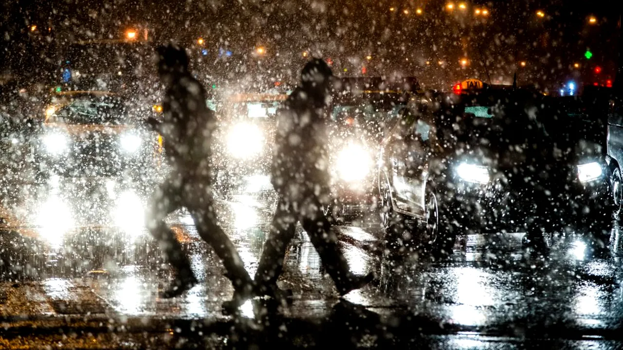 Prognoza meteo. Când vom scăpa de aerul polar. Unde va ninge, în ce zone va fi polei / Se mai încălzește vremea?