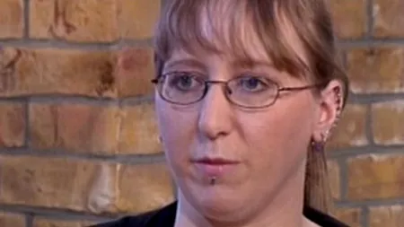 O tânără care „retrăiește