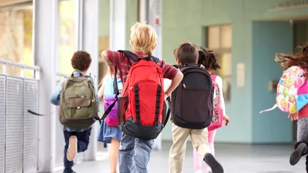 Calendarul anului școlar 2023-2024. Școala începe pe 11 septembrie. Ce modificări au fost făcute de Ministerul Educației