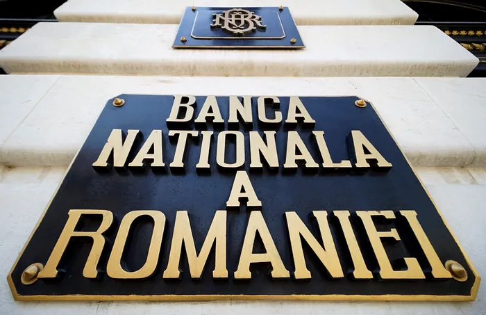Cursul euro scade, după maximele istorice publicate de BNR. La cât a ajuns azi, 8 mai 2026, în a patra zi de la demiterea Guvernului Bolojan
