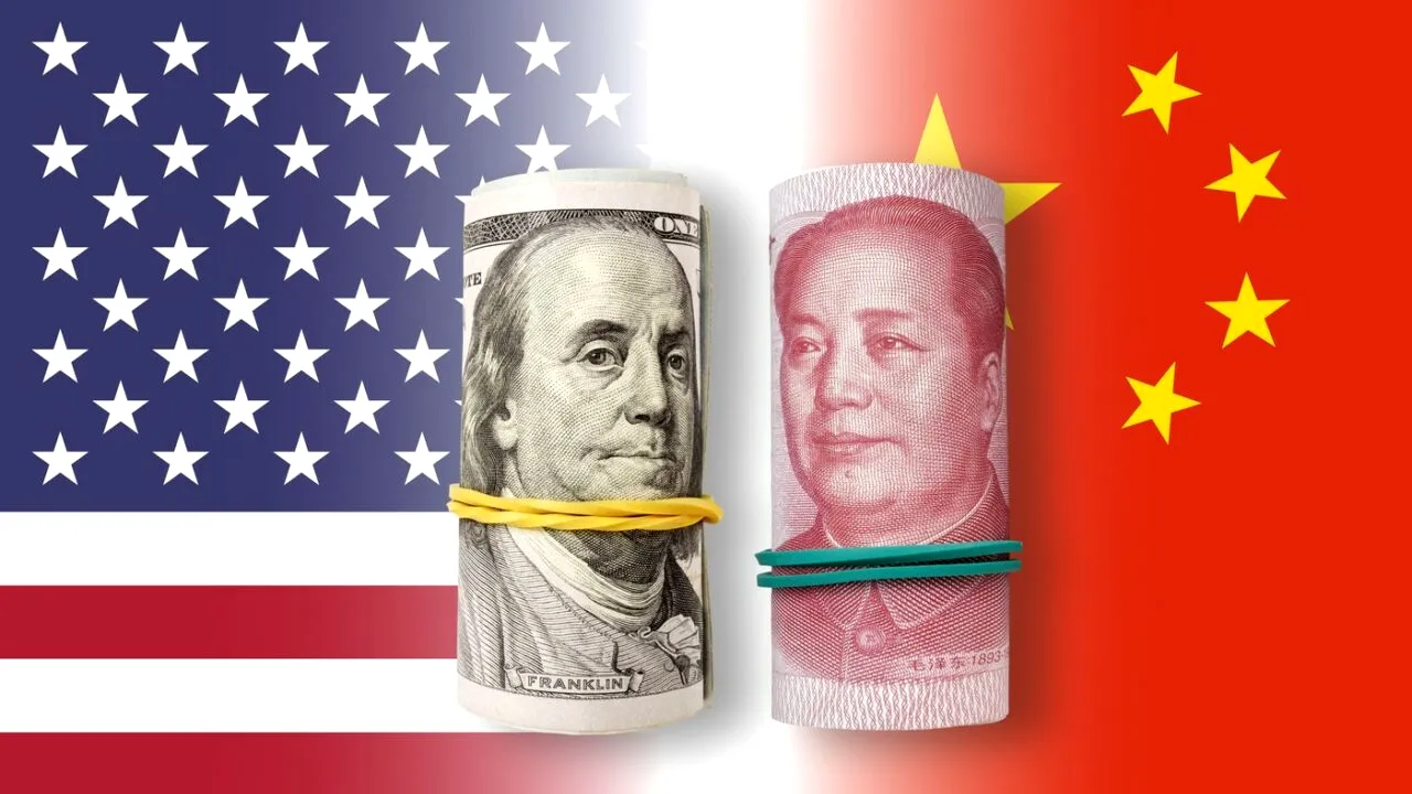 Trump nu exclude scenariul unor taxe vamale suplimentare impuse CHINEI, din cauza achizițiilor de petrol din Rusia