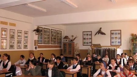 Elevă dată afară de la ore în Constanța dintr-un motiv suprinzător. Ce a pățit directoarea