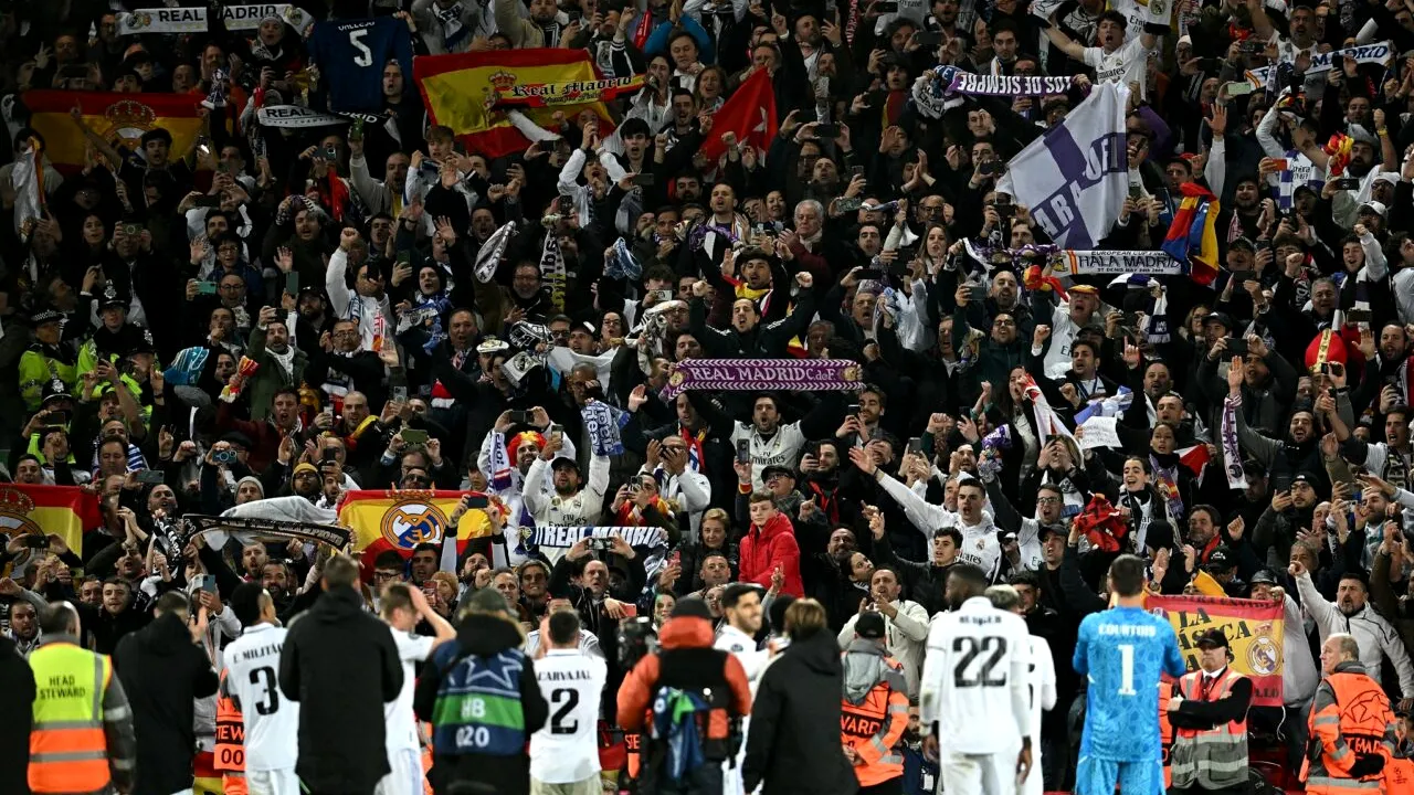 Nebunie în Liga Campionilor: 9 goluri în două meciuri! REAL MADRID revine de la 0-2 și a învins cu 5-2 sub privirile lui Istvan Kovacs