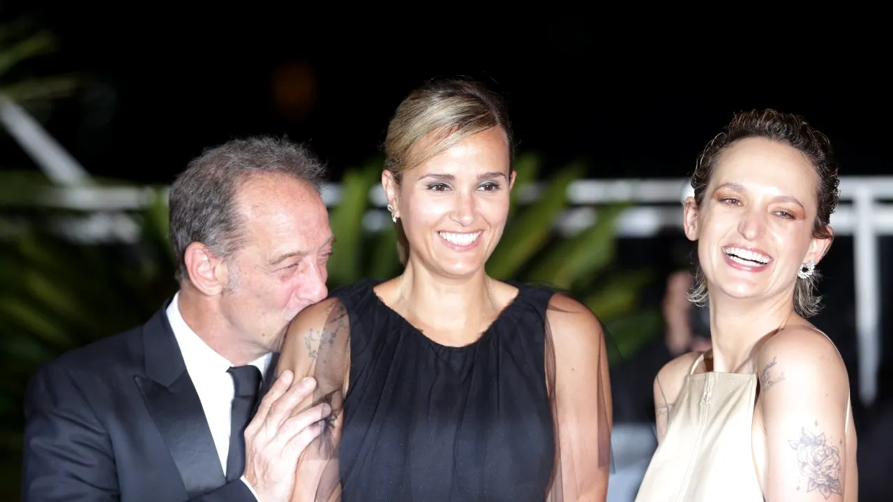 Ceremonia de închidere a Festivalului de la Cannes. Pelicula ”Titane” și ”gafa” premeditată a lui Spike Lee. Galerie foto de excepție, marca regizorului Cristian Radu Nema