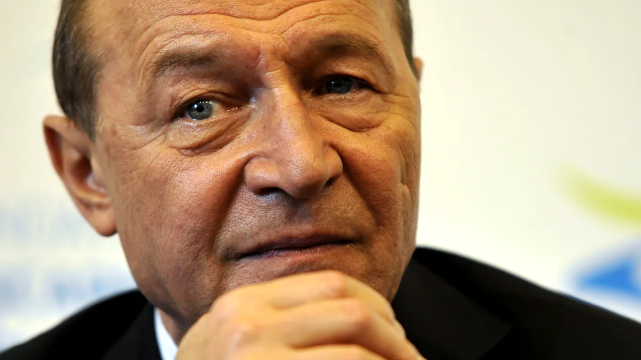 Băsescu îi face plângere lui Licu: ''Face un joc murdar''