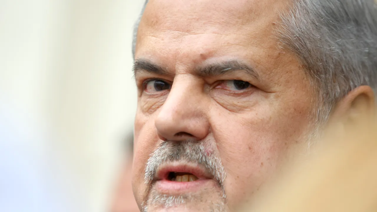 Fostul premier Adrian Năstase anunță un grup de sprijin al PSD cu alți foști și actuali lideri