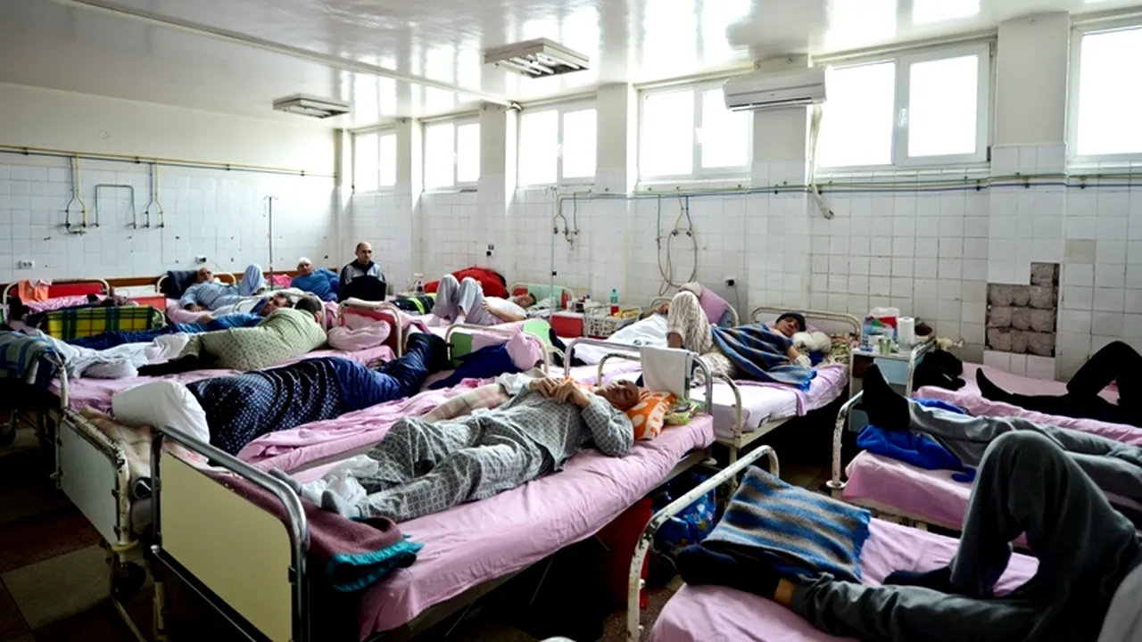 Peste jumătate dintre români sunt împotriva introducerii sistemului de co-plată