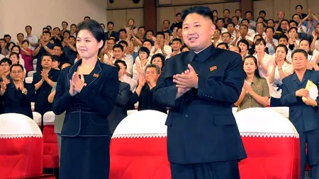 Cine este femeia misterioasă care apare alături de Kim Jong-un 