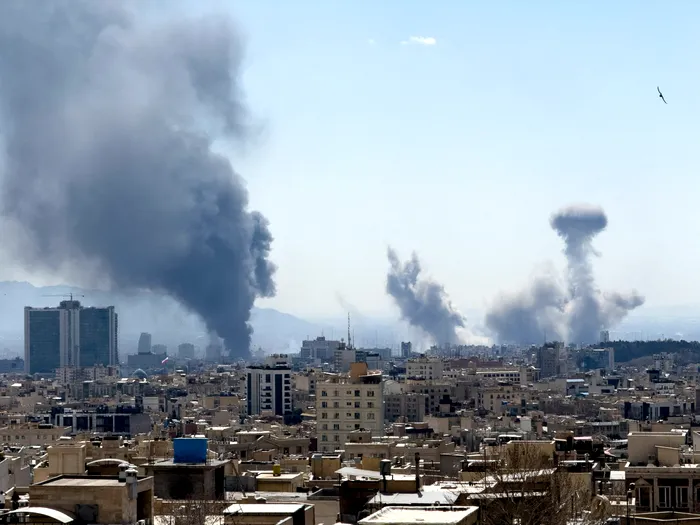 Bombardamente la Teheran 