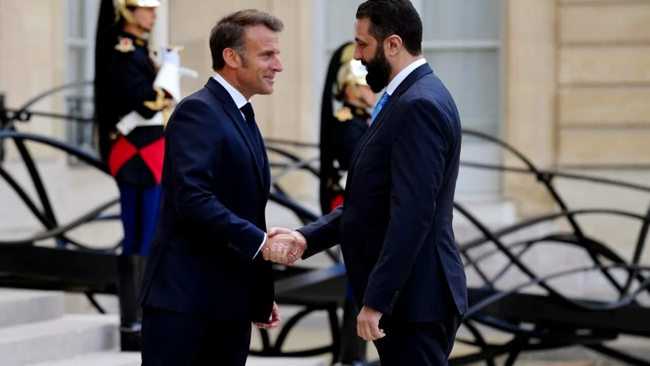 Macron s-a întâlnit cu liderul Siriei la Paris/ Decizia președintelui francez a fost aspru criticată de liderii OPOZIȚIEI