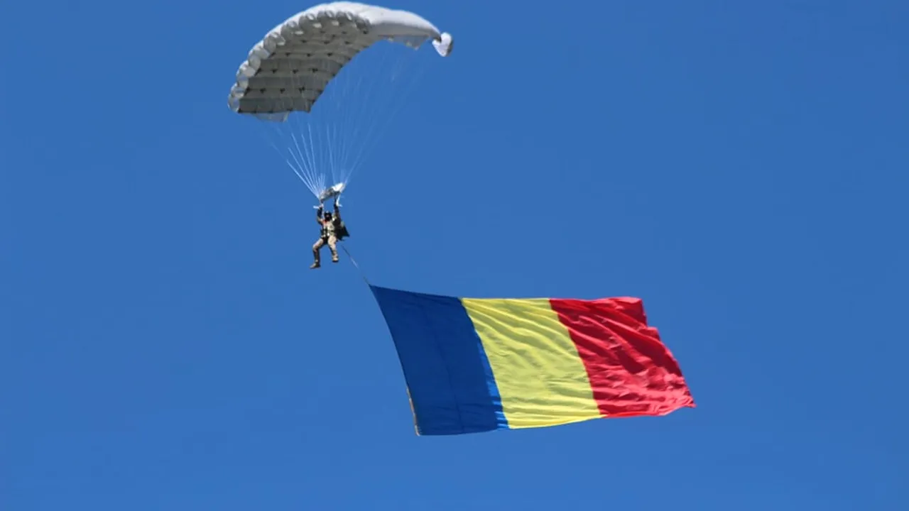 Forțele pentru Operații Speciale recrutează parașutiști comando / Cine se poate înscrie