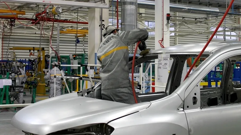 O angajată de la Uzinele Dacia-Renault a furat un injector și a ajuns direct la spital 