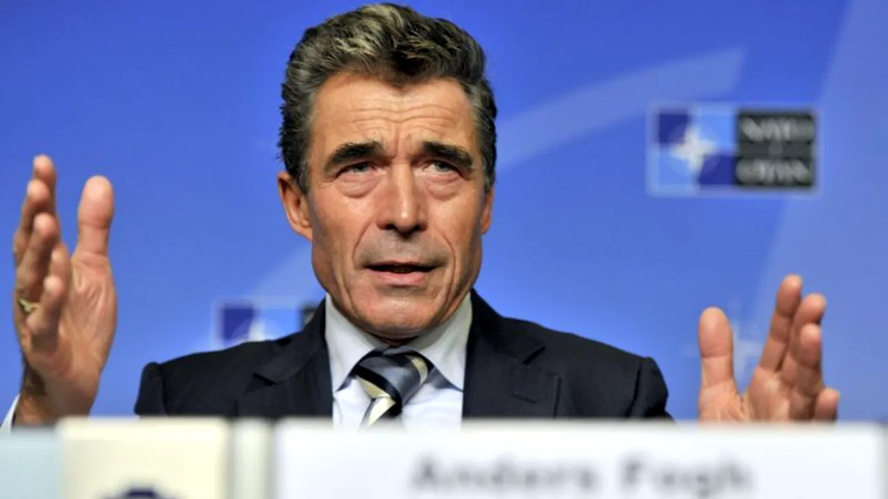 Reuniunea miniștrilor de externe ai NATO. Rasmussen: Ucraina poate să formeze ce alianțe vrea, dar să o facă democratic. VIDEO