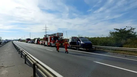 VIDEO | Accidentul cu cinci morți de pe A1 a fost filmat de un șofer care circula pe sens opus. Momentul impactului devastator