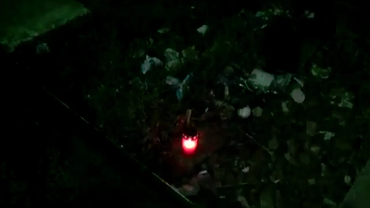 Tragedie în România: un tânăr de doar 19 ani a coborât dintr-un vagon cu căștile pe urechi și a fost spulberat de un tren de pe cealaltă linie. VIDEO