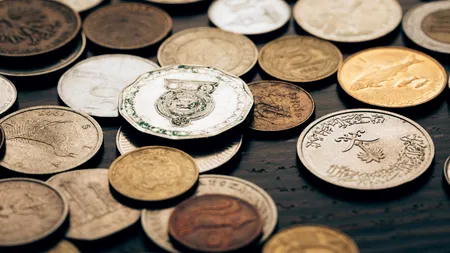 Care este MONEDA din România care costă cât o mașină second hand. Poate și tu o ai în casă